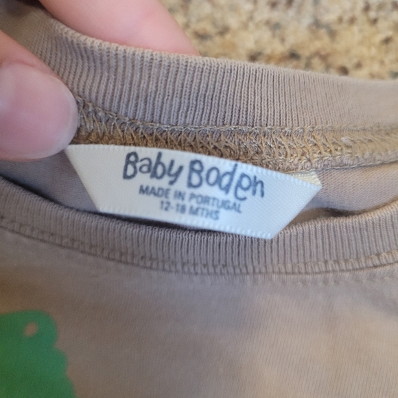 Baby Boden Dinosoar Shirt Size 12-18 Months - Picture 3 of 5